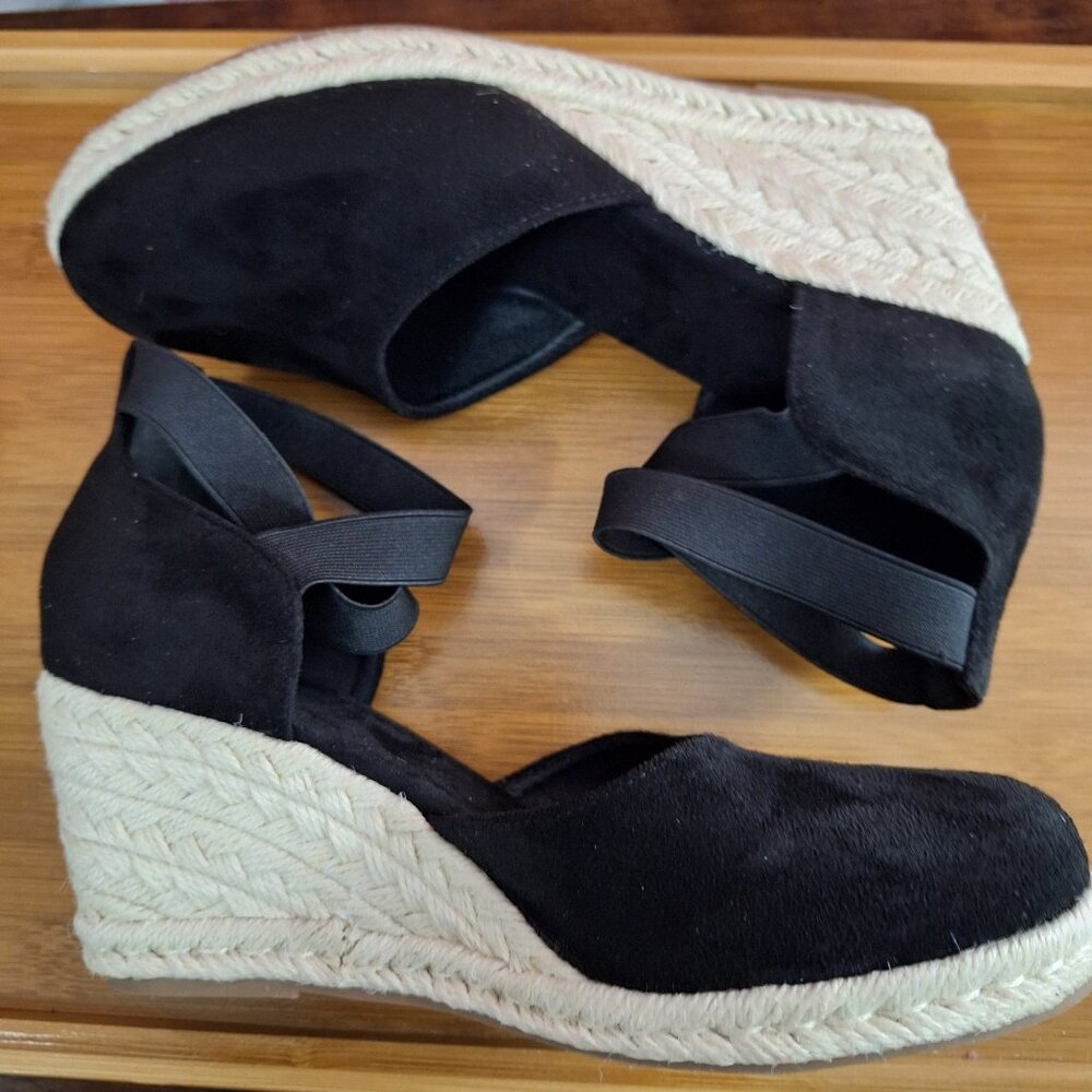 Faux Suede Black Natural Wedge Closed Toe Espadrilles Ankle Straps Size 39 EU - Picture 2 of 15